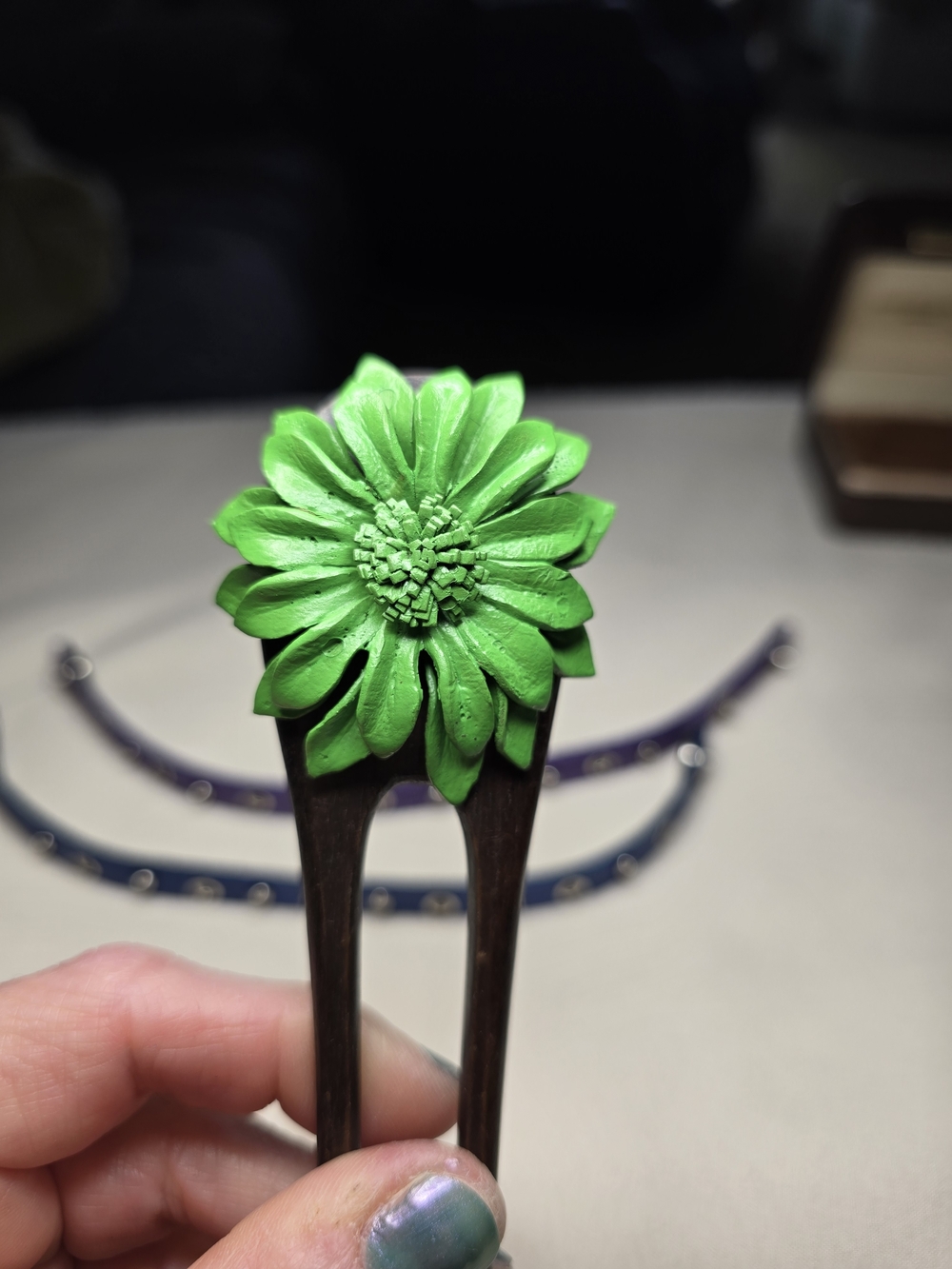 🌟3 for $18!🌟 Bundle any 3 itGreen Flower Hair Stick With Two Leather Bracelets
